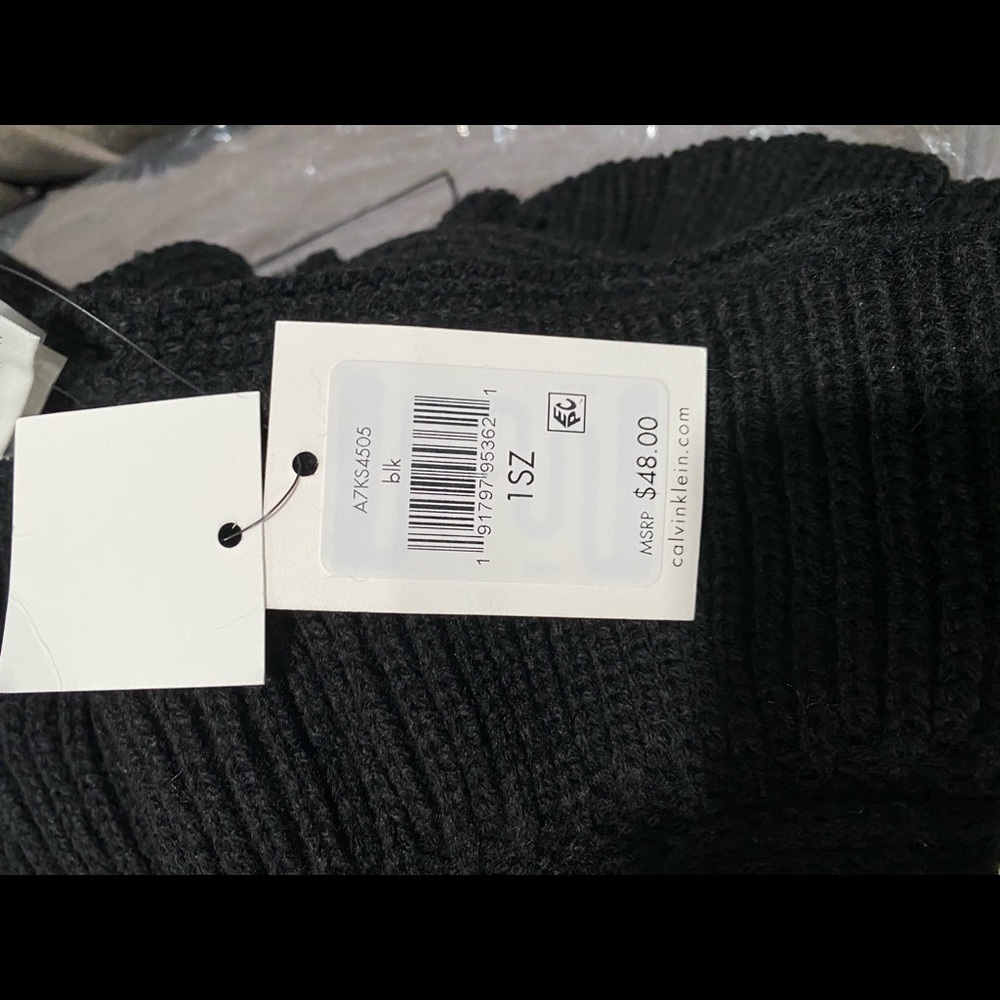 Calvin Klein Scarf - Picture 3 of 8